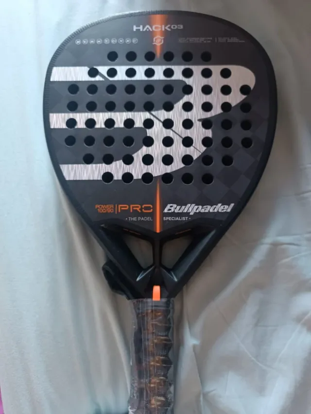 A estrenar!Pala Bullpadel Hack 03 Nueva