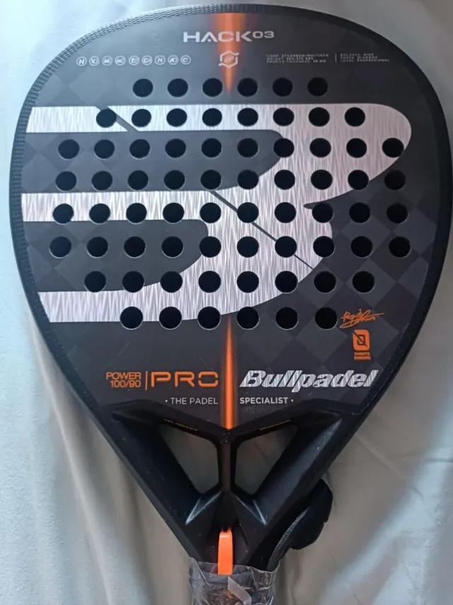 A estrenar!Pala Bullpadel Hack 03 Nueva