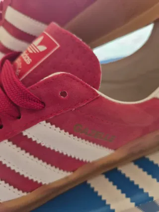 Zapatillas Adidas Gazelle Talla 40 Rojas