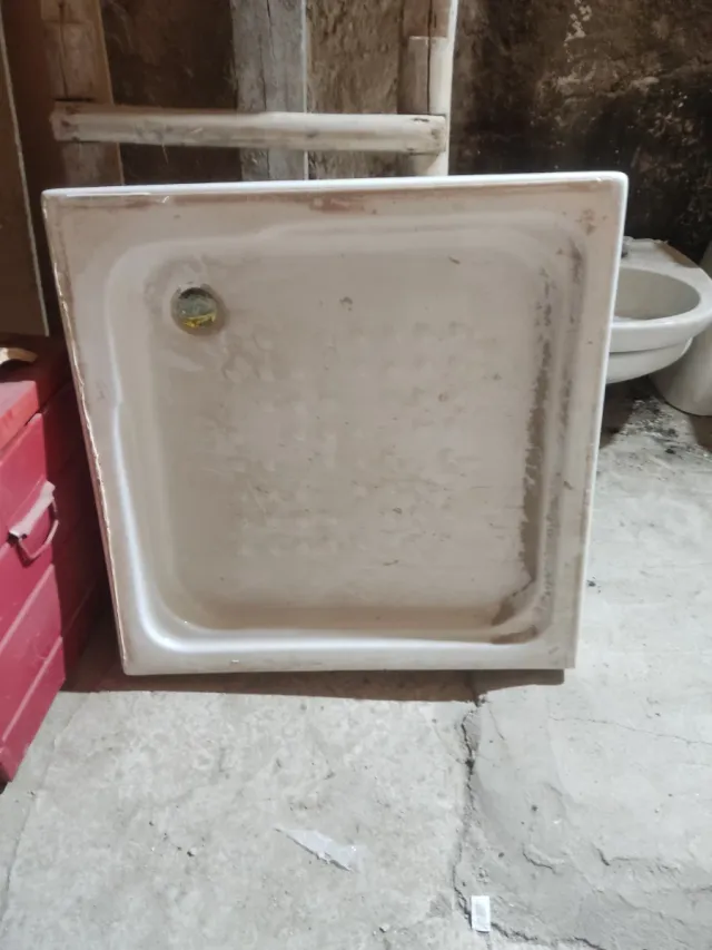 Lavabo, bidé, vater y plato de ducha de porcelana