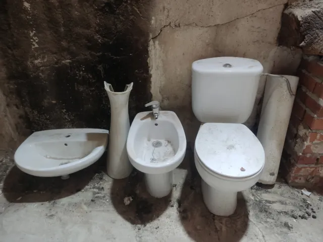 Lavabo, bidé, vater y plato de ducha de porcelana