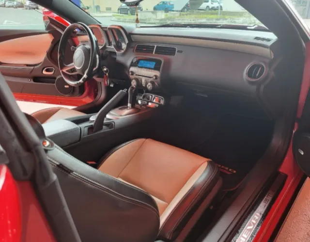 Chevrolet Camaro v8 ss 2010