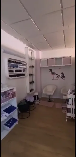 Precioso Estética. Calle Enric Prat de la riba 121