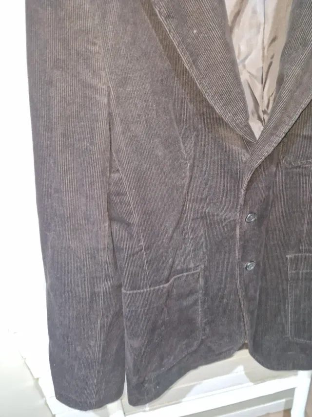 Chaqueta de pana marrón para hombre