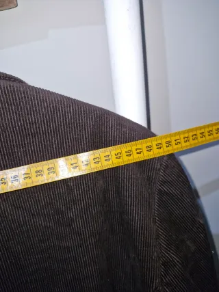 Chaqueta de pana marrón para hombre