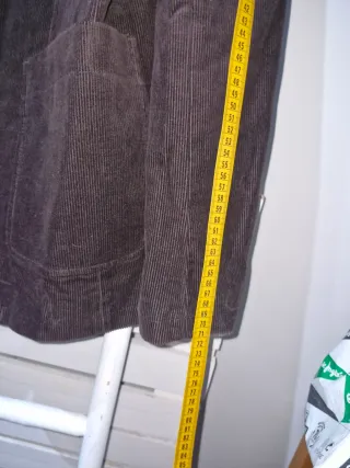 Chaqueta de pana marrón para hombre