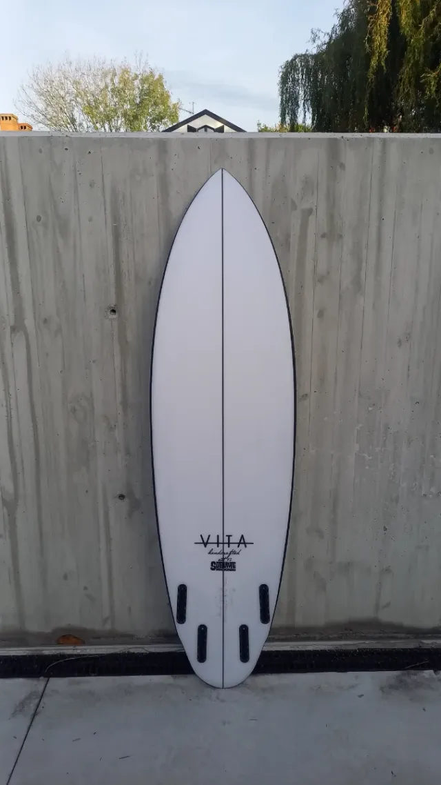 Tabla surf NUEVA Vita 6'0 con quillas