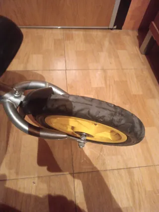 BiCICLETA INFANTIL SIN PEDALES