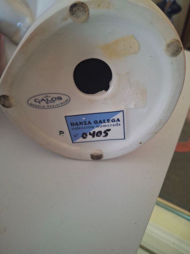 GALOS conjunto de figuras Folk Gallego