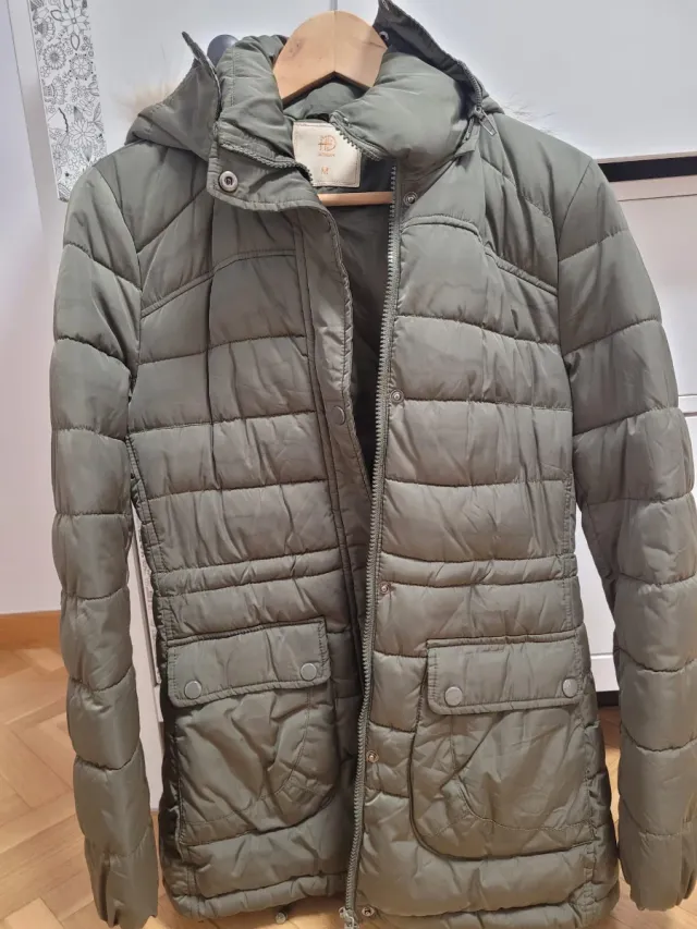 Cazadora acolchada verde talla M