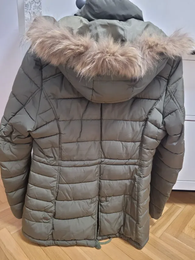 Cazadora acolchada verde talla M