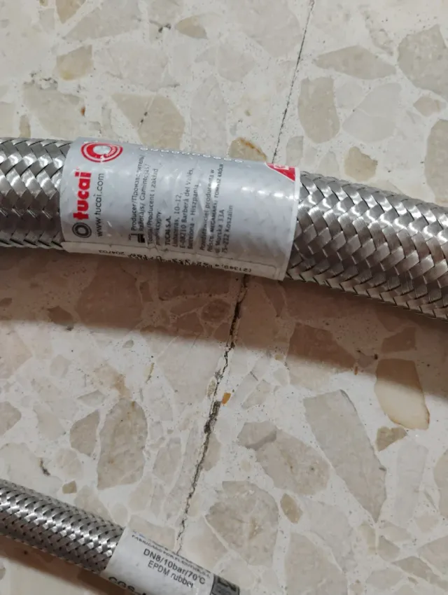 Lote 4 flexos de agua