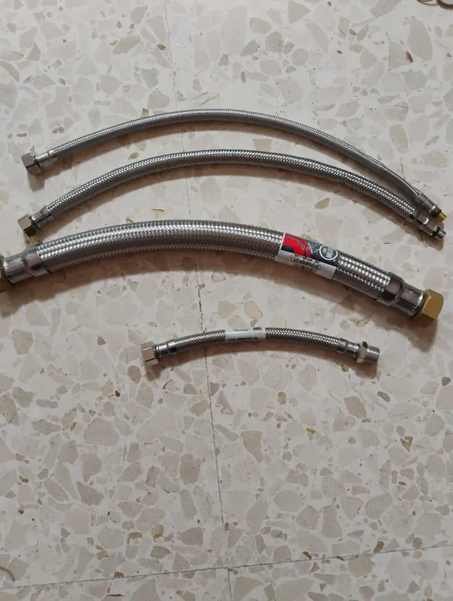 Lote 4 flexos de agua