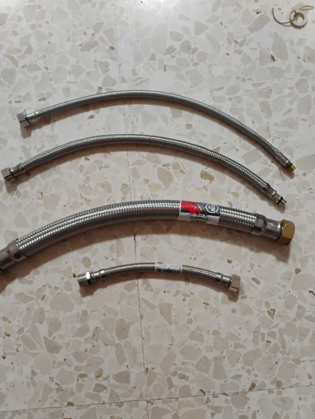 Lote 4 flexos de agua