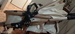 Cochecito bebé. Le falta el cestito de abajo.