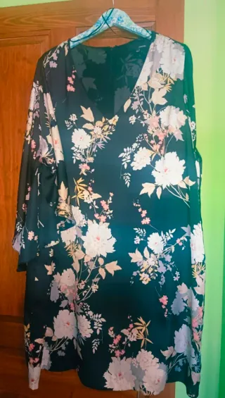 Vestido estampado floral para eventos