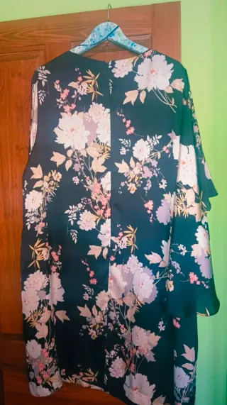 Vestido estampado floral para eventos
