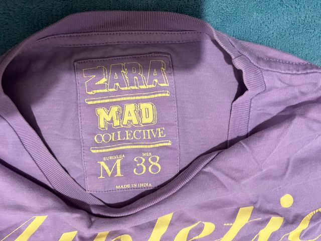 Camiseta Zara Hombre Morada Texto Talla M