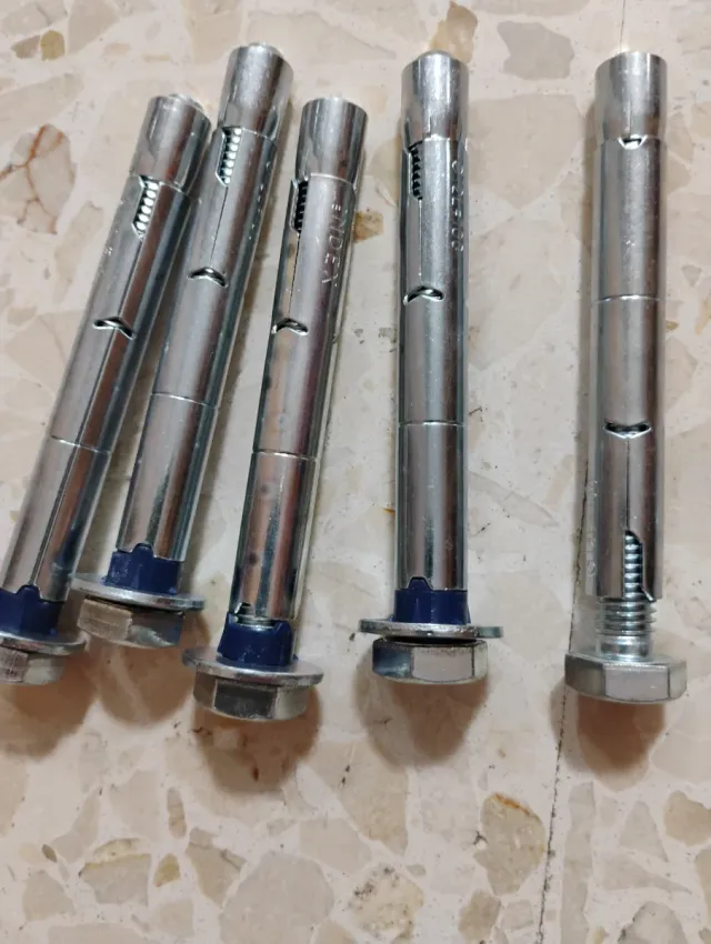 Lote tacos y pernos expansión