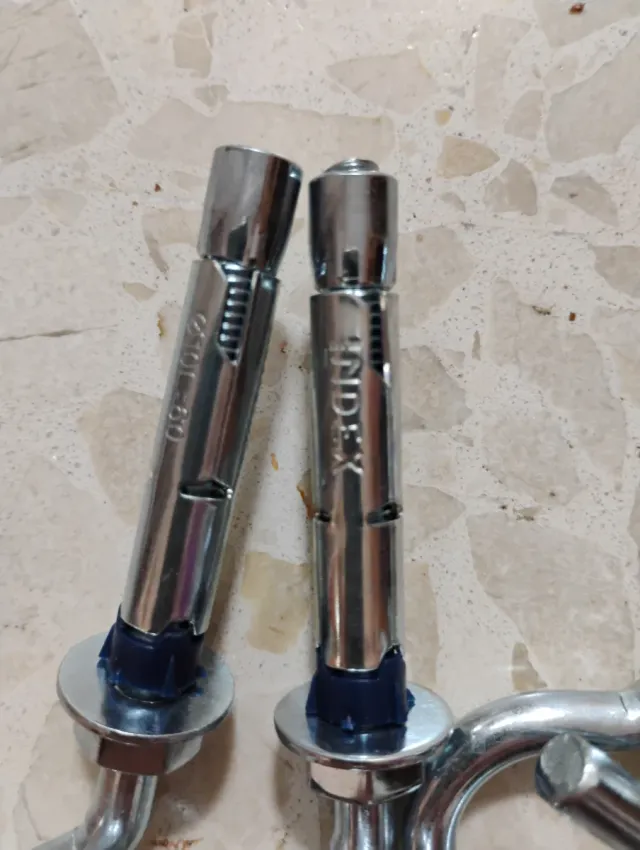 Lote tacos y pernos expansión