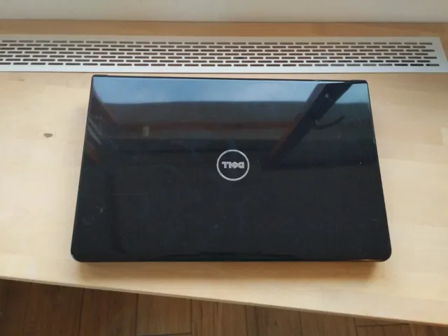 Portátil Dell Studio 17/1747 - No enciende