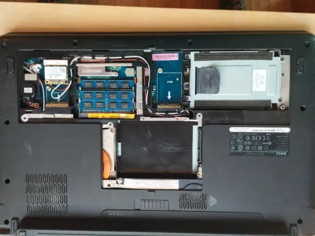 Portátil Dell Studio 17/1747 - No enciende