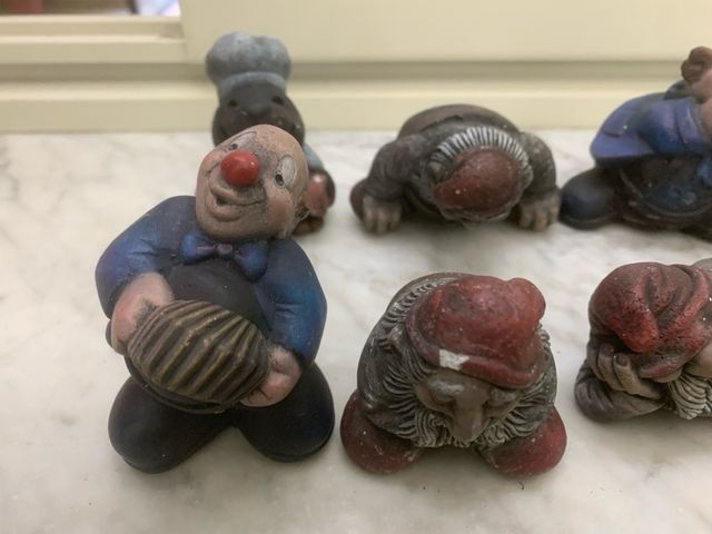 Personaggi in pietra vintage