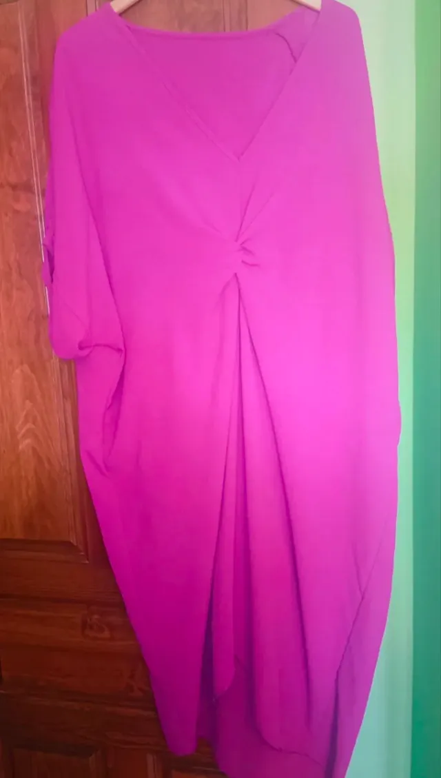 Vestido de verano rosa fucsia nuevo sin estrenar.