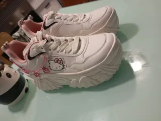Zapatillas niña Hello Kitty plataforma