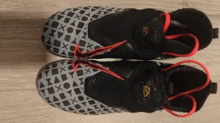 Botas fútbol Nike niño Talla 36