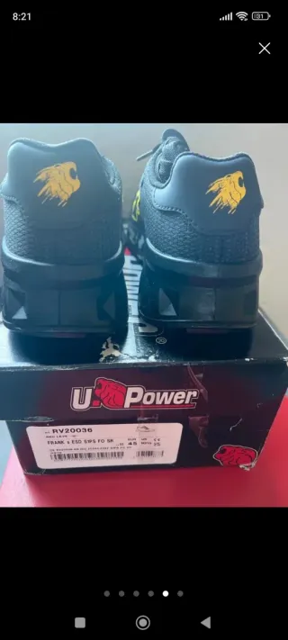 Zapatos de seguridad U-Power negros y amarillos