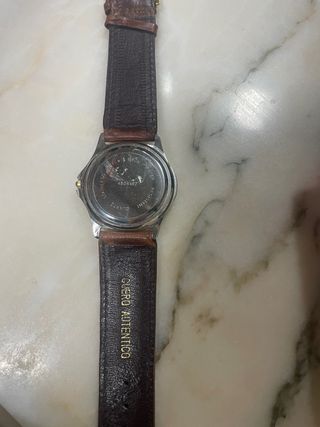 Reloj Novotel Hombre Negro y Dorado