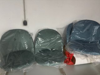 Juego de 4 sillas de comedor de terciopelo