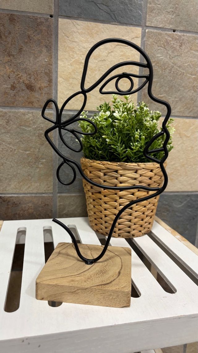 3 Figuras Decorativas Abstractas Metal