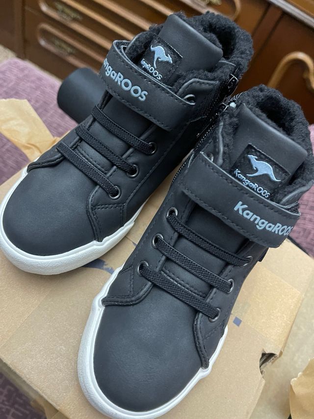 Zapatos KangaRoos niño negros