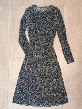 Vestido ZARA floral manga larga S