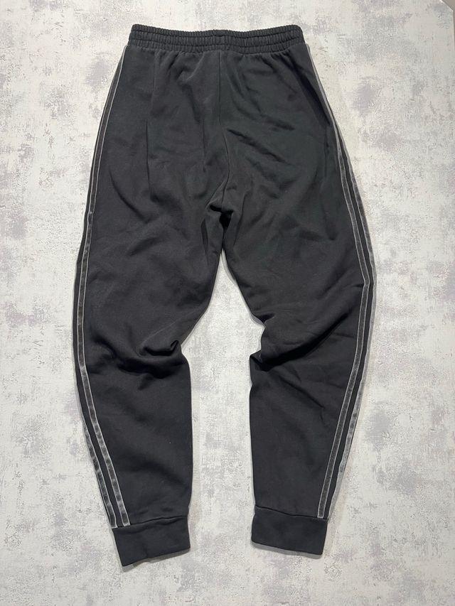 Pantalón Adidas Negro