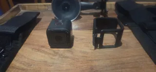 GoPro Hero 4 + Accesorios (o solo Gopro)