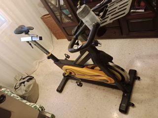 Cinta de Correr Plegable Horizon y bicicleta estat