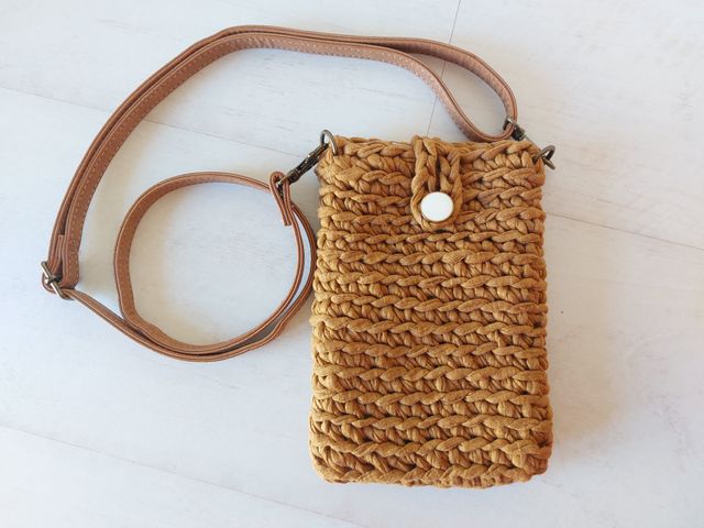Bolso crochet móvil camel nuevo