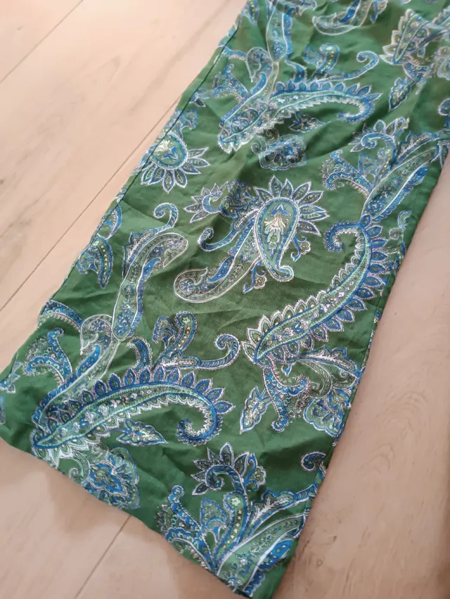 Pantalón estampado paisley Mango