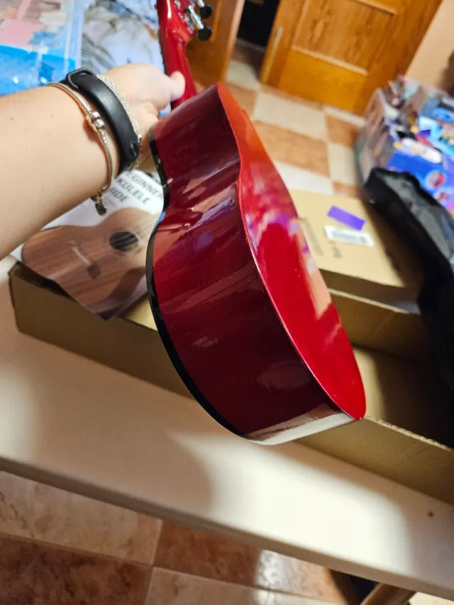 Ukelele Martin Smith con guía