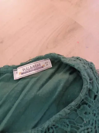 Vestido verde encaje Pull&Bear