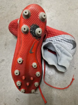 Botas de fútbol Nike Phantom