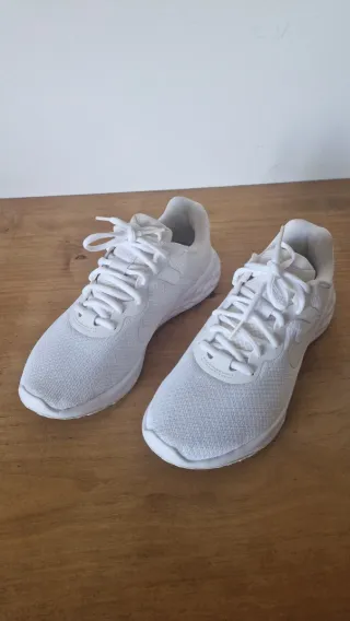 Nike Revolution 6 NN Zapatillas Running Blancas