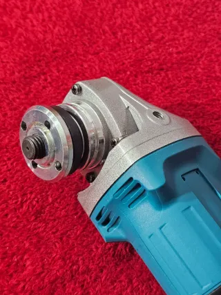 Rebarbadora 18V com Acessórios Sem bateria