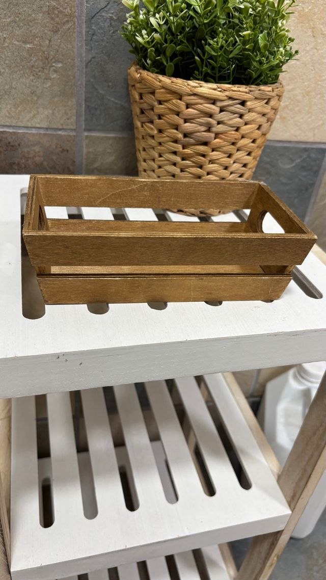 Cajas decorativas de madera y mimbre