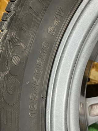 Llanta 16 Toyota Yaris