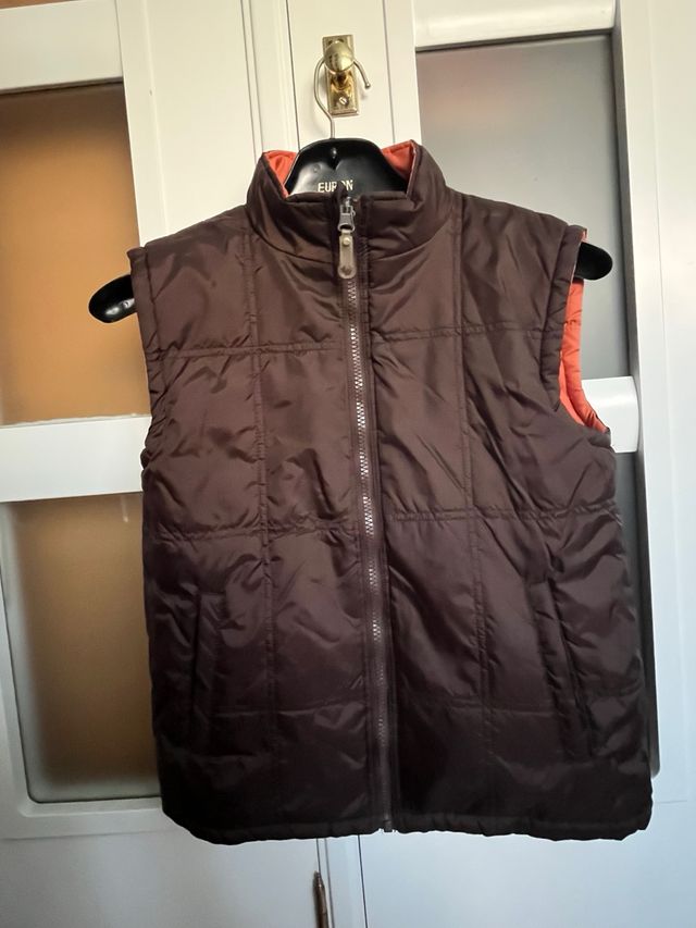 Colete reversível infantil laranja/marrom