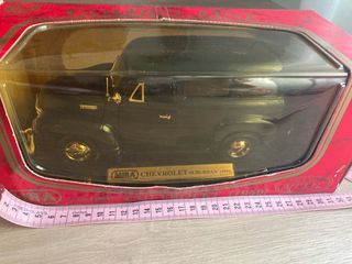 Coche MIRA Chevrolet Suburban (1950) Metal